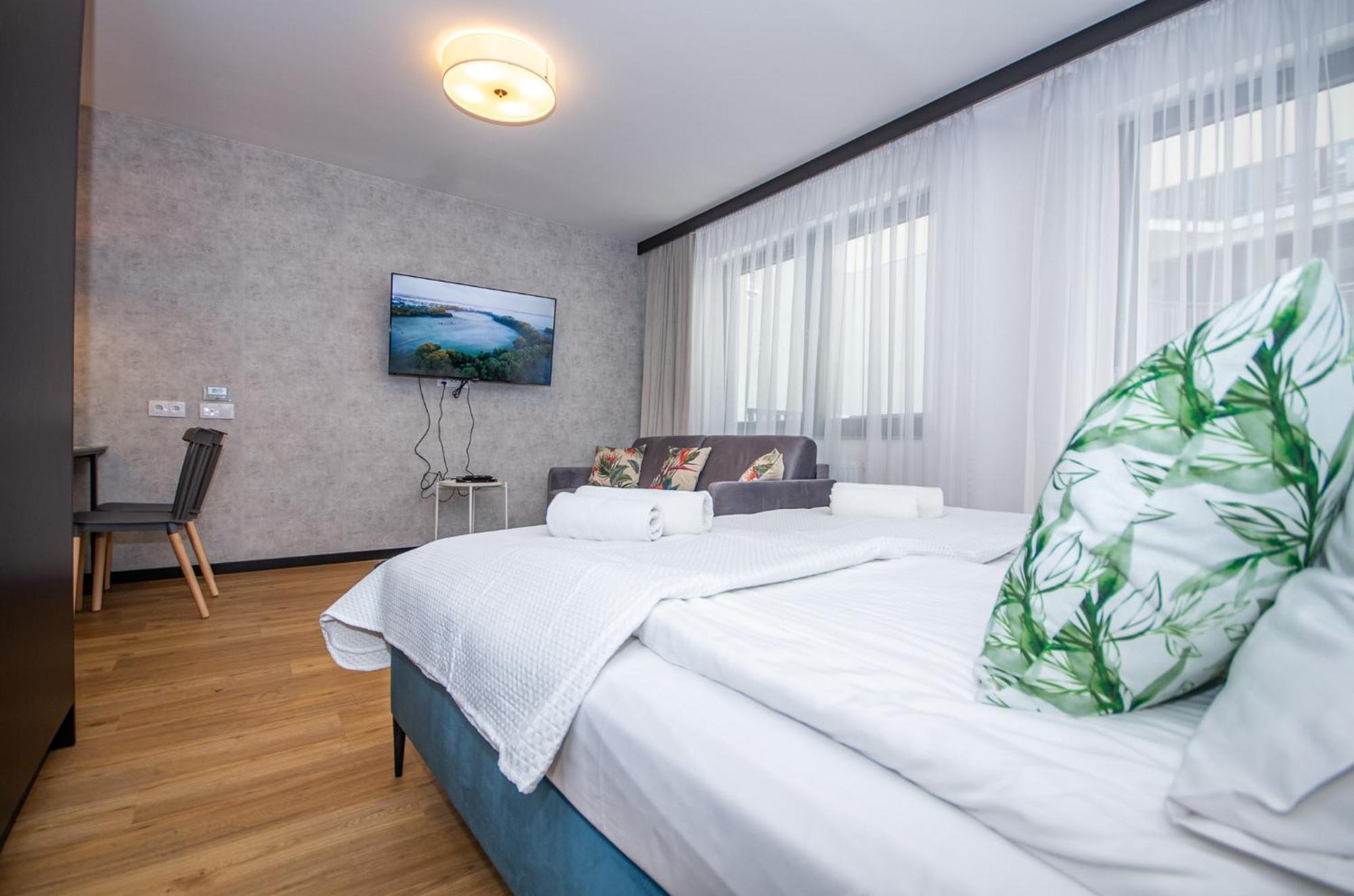 Inpoint Apartments G15 Near Old Town & Kazimierz District & Parking Option Krakow Luaran gambar